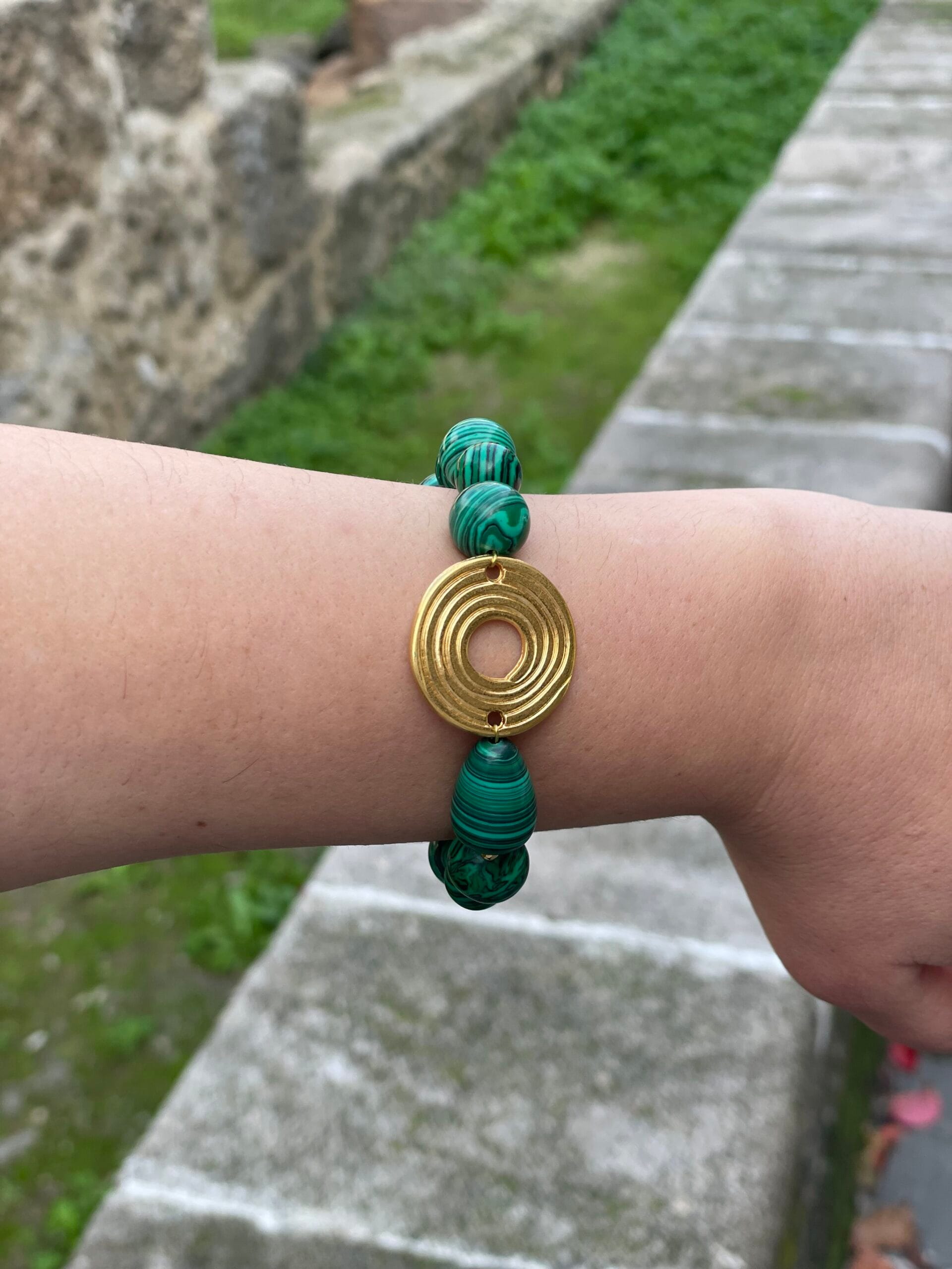 Bracelet with semi-precious stones