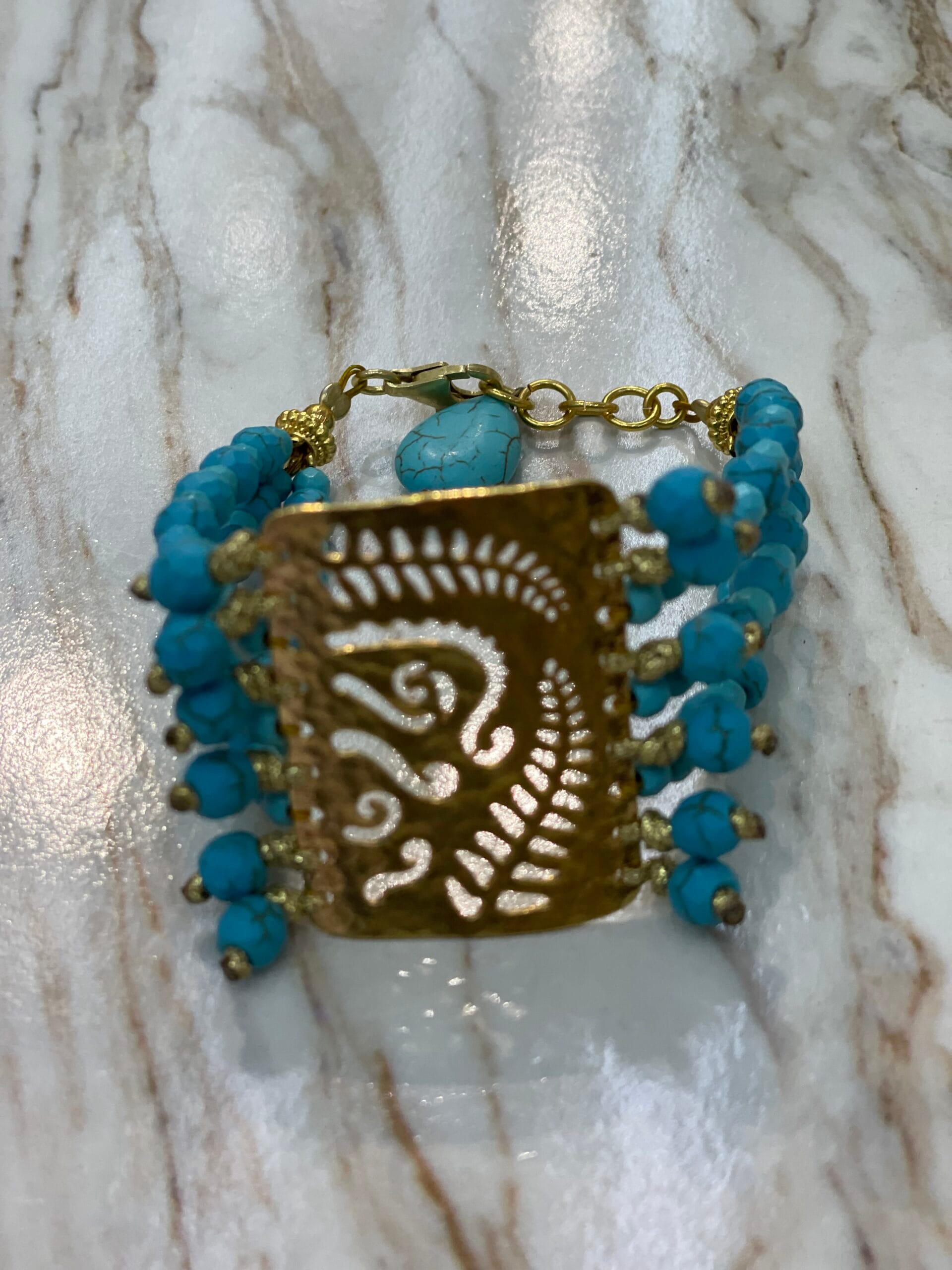 Bracelet with semi-precious stones