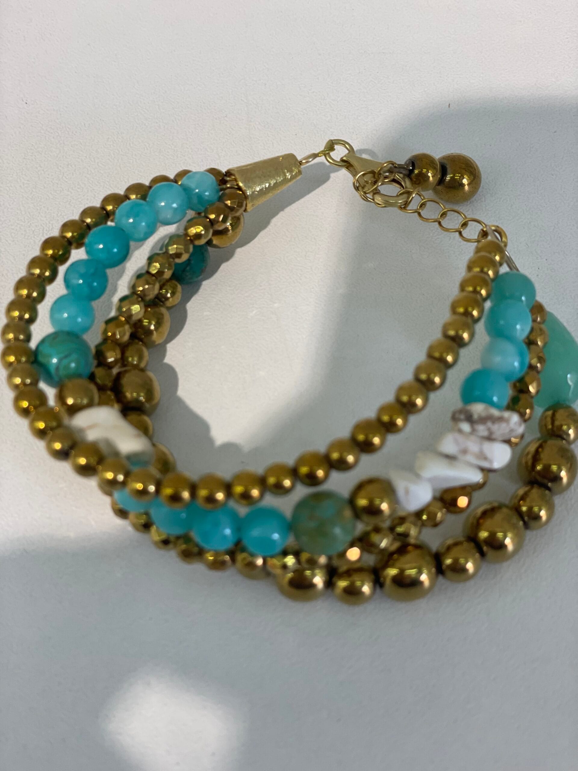 Bracelet with semi-precious stones